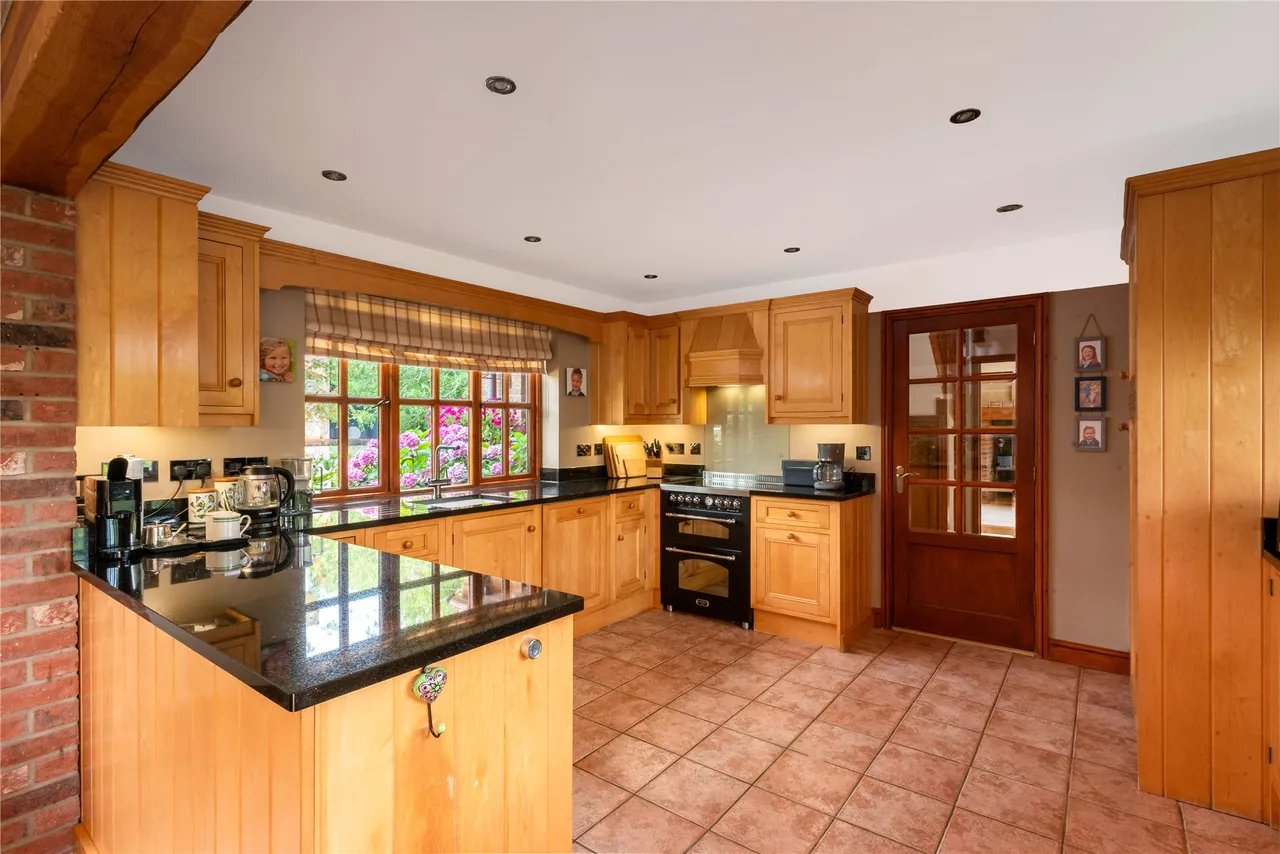 Leys Road, Loughton, MK5, photo 3