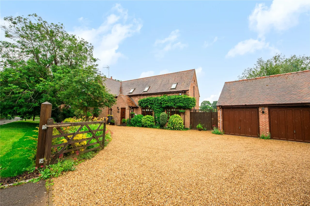 Leys Road, Loughton, MK5, photo 31