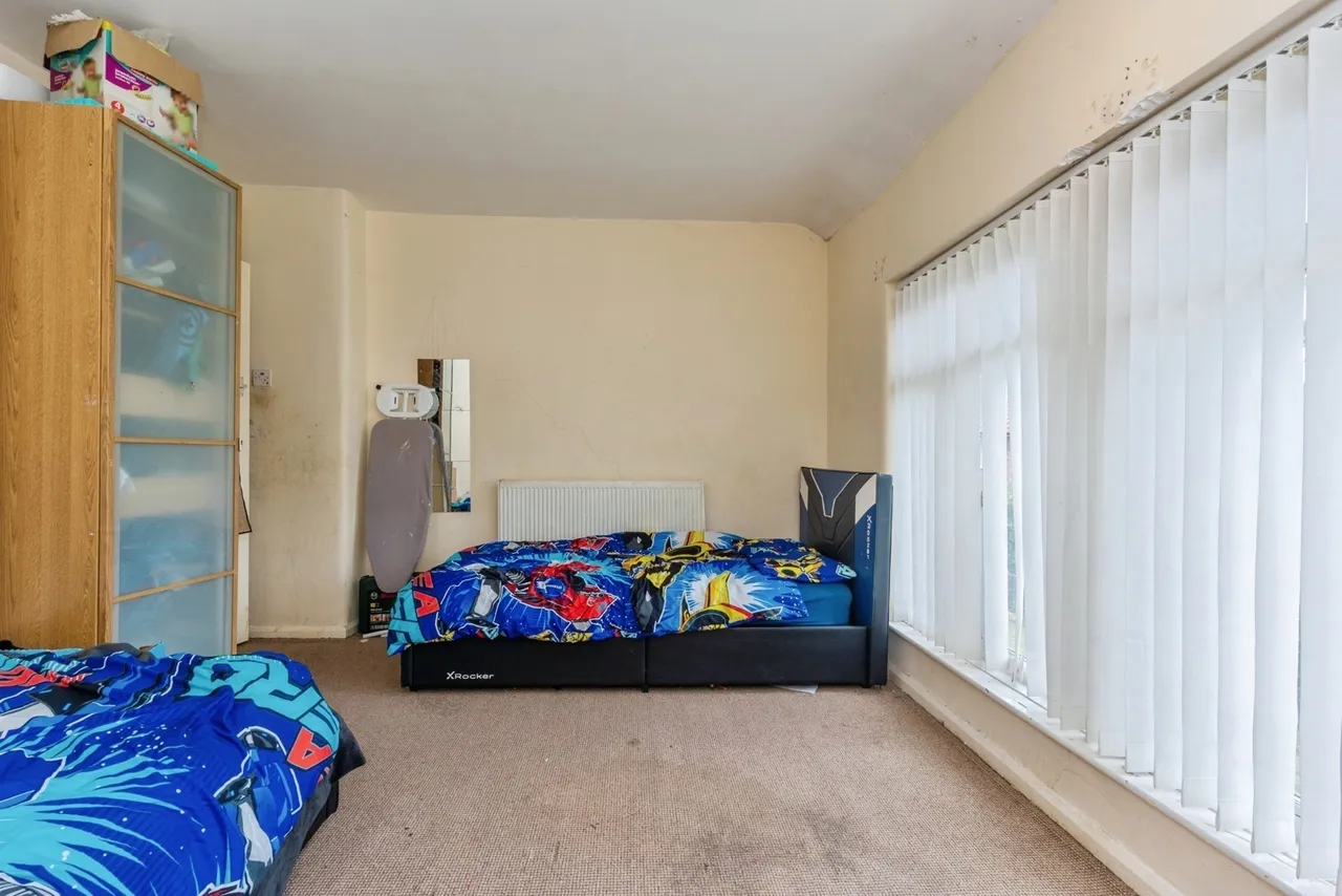 Neston Avenue, Sale, Greater Manchester, M33, photo 16