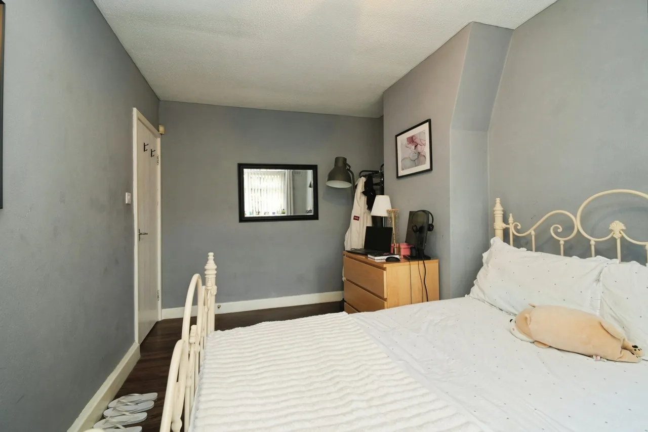 Eccles New Road, Salford, Greater Manchester, M5, photo 9