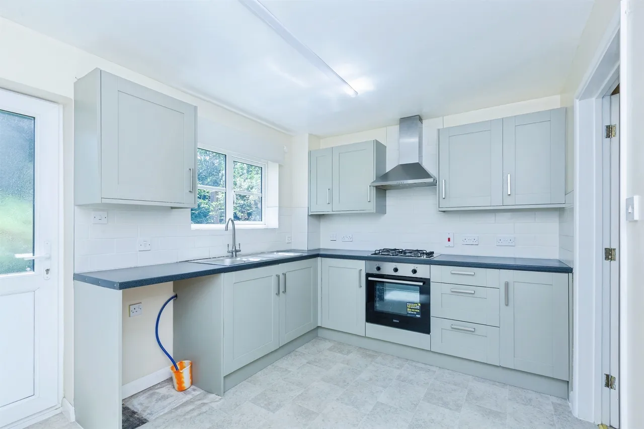 Bryony Road, Hamilton, LE5, photo 5