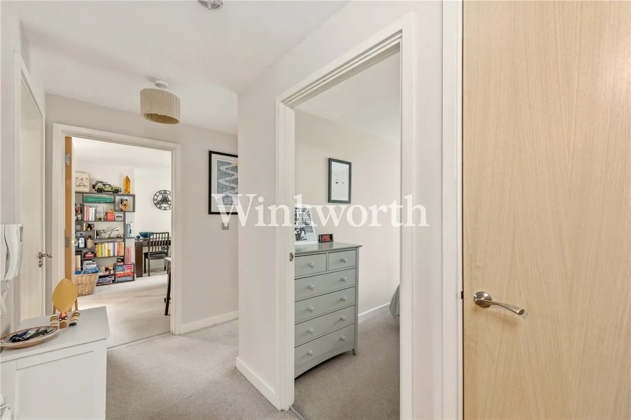 Princes Close, London, N4, photo 7