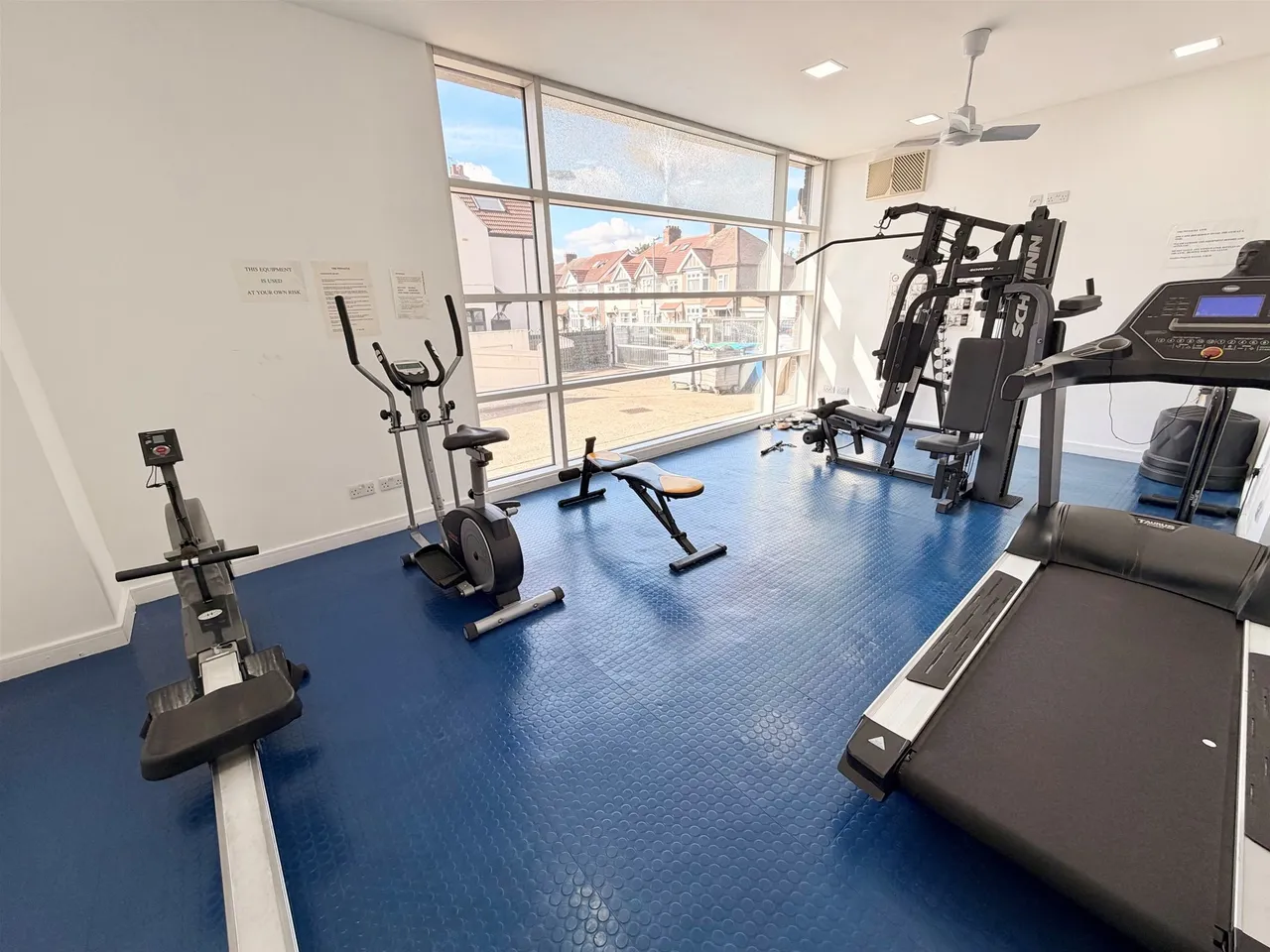 THE PINNACLE, HIGH ROAD, Romford, Essex RM6 6PN, photo 9