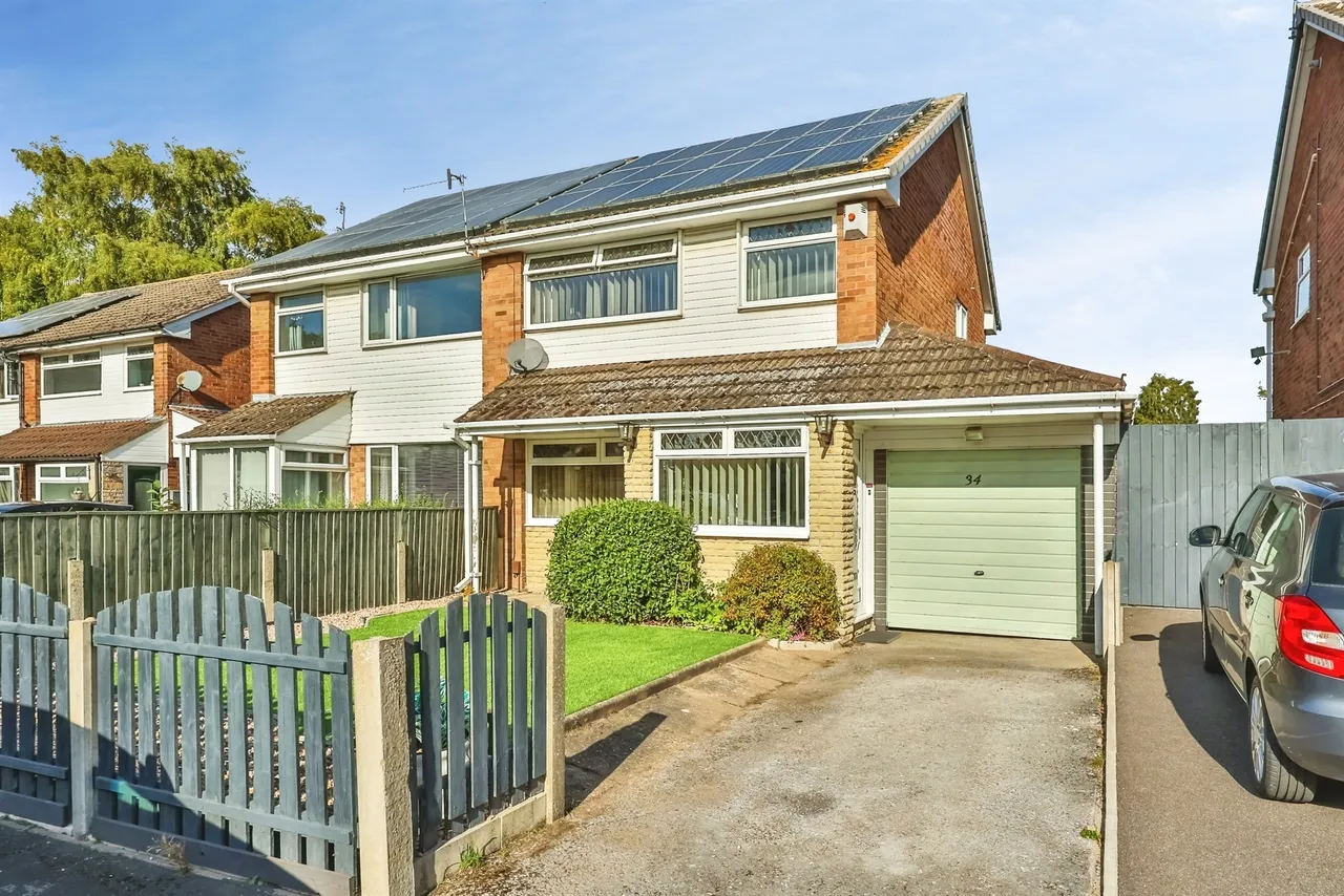 3 bed house for sale, Ballerat Crescent, Nottingham, NG5