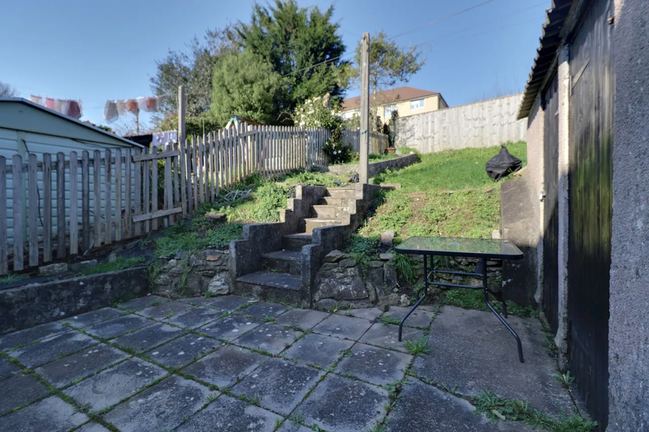 Budshead Road, Plymouth, PL5, photo 16