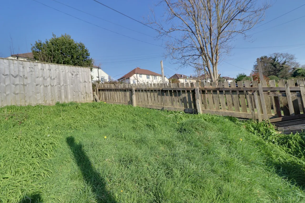 Budshead Road, Plymouth, PL5, photo 18