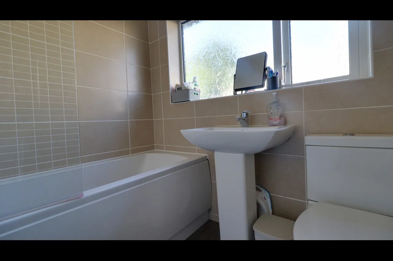 Budshead Road, Plymouth, PL5, photo 15
