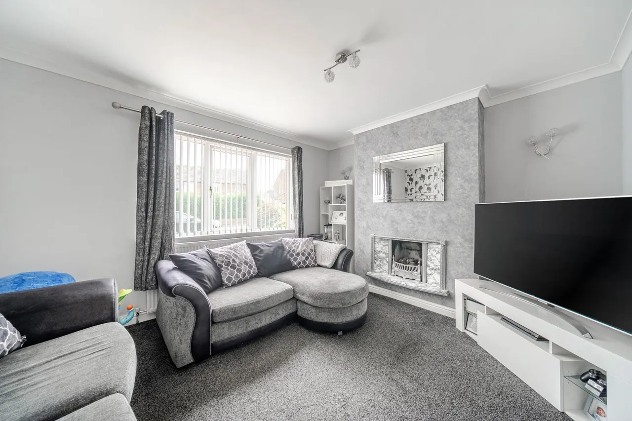 Park Drive, Campsall, DN6, photo 3