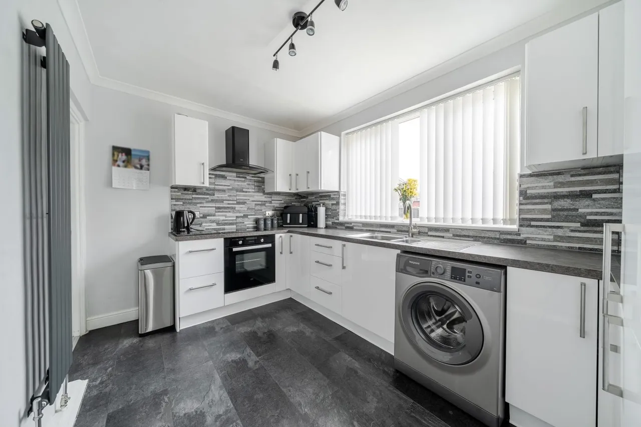 3 bed house for sale, Park Drive, Campsall, DN6