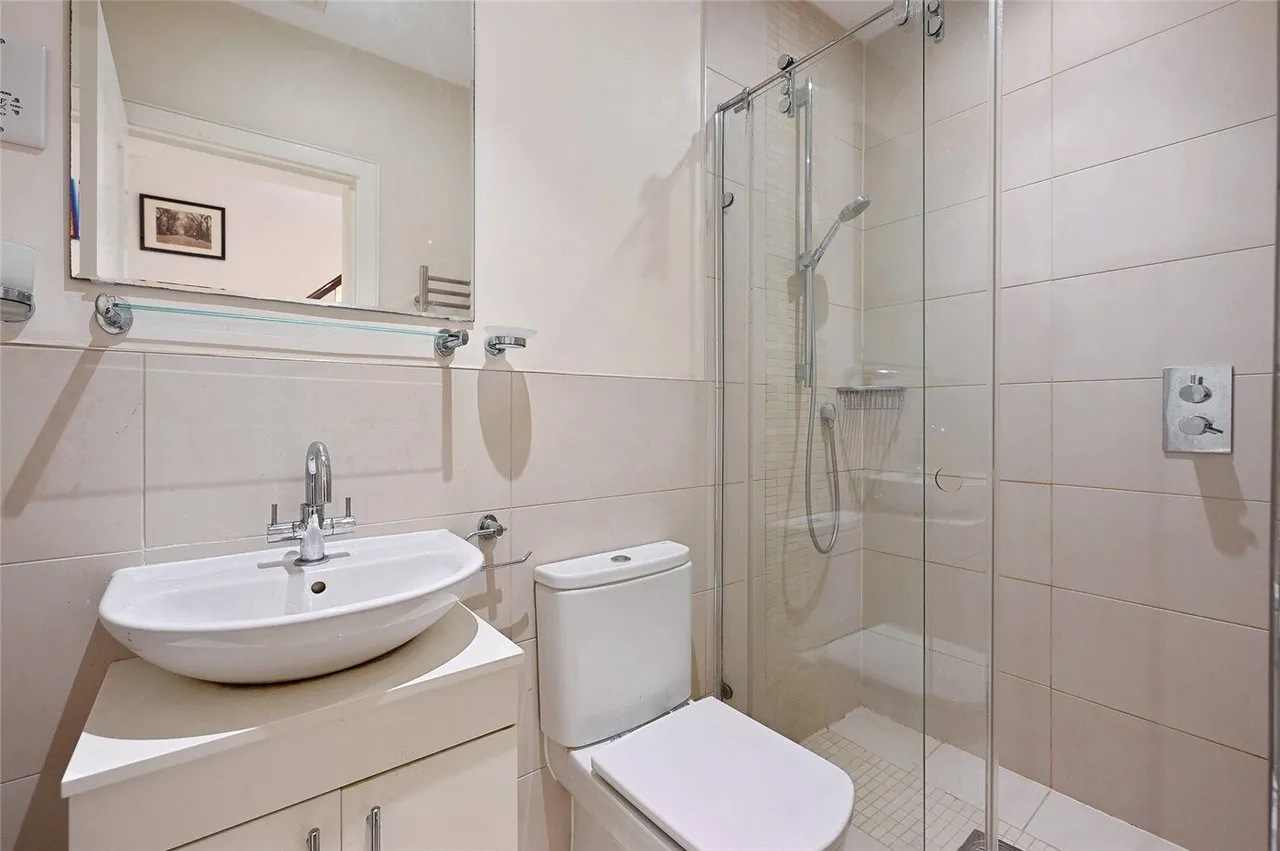 Coverdale Road, London, W12, photo 11
