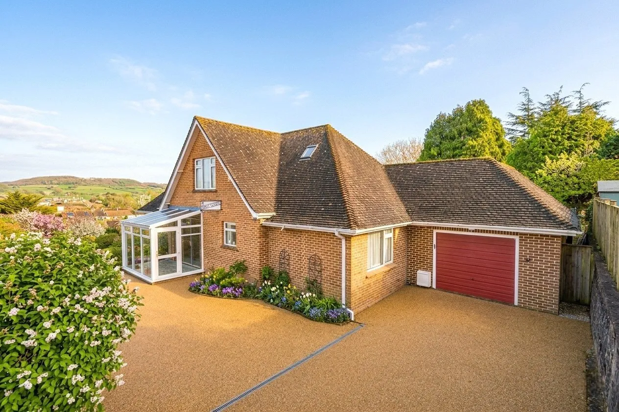 3 bed property for sale — Balfours, Sidmouth, Devon, EX10