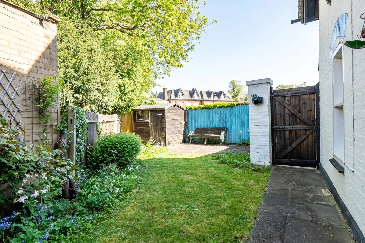 Allum Lane, Elstree, Borehamwood, photo 12