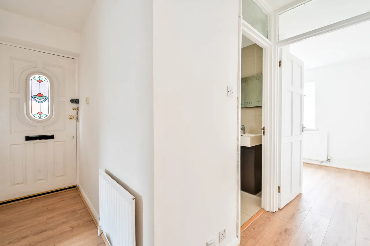 29 Bisley Close, Worcester Park, photo 7