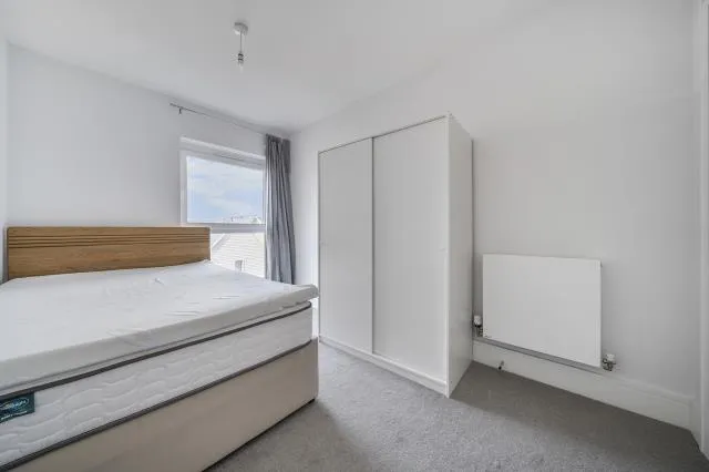 Sunapee Road, Reading, RG2, photo 13