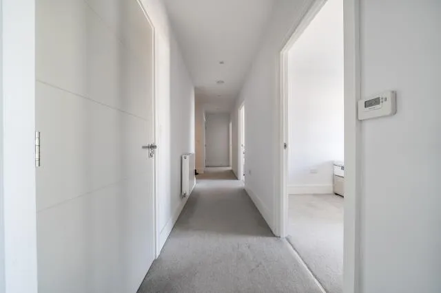 Sunapee Road, Reading, RG2, photo 8