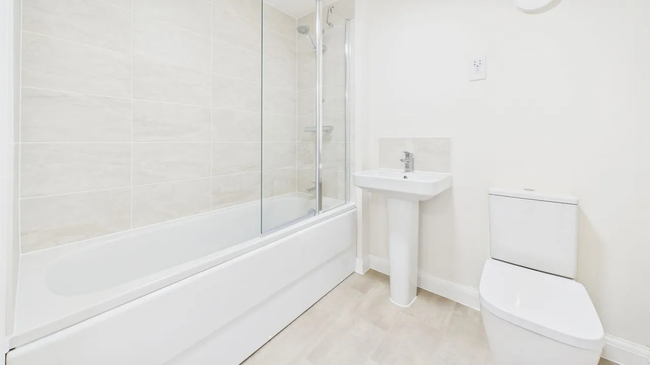 Houghton Drive, Corby Glen, NG33, photo 21