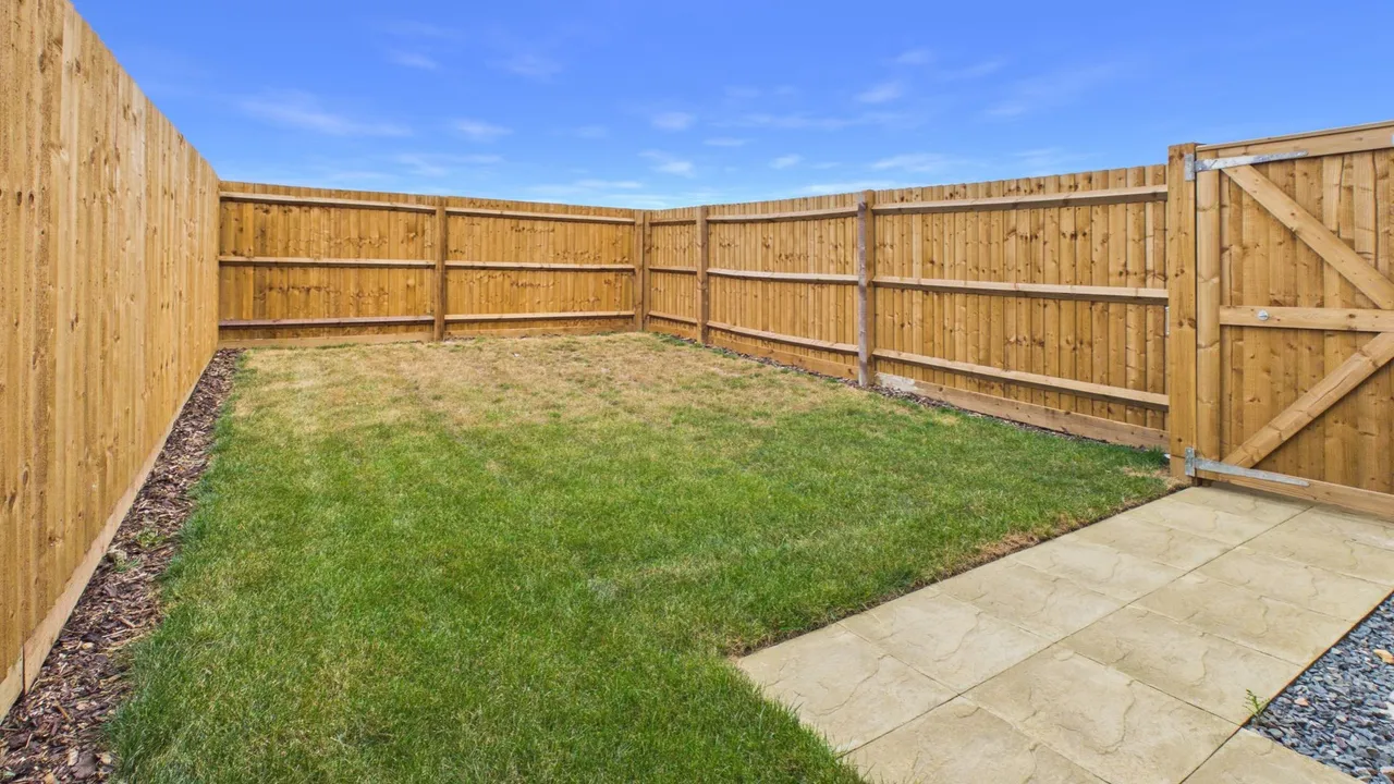 Houghton Drive, Corby Glen, NG33, photo 13