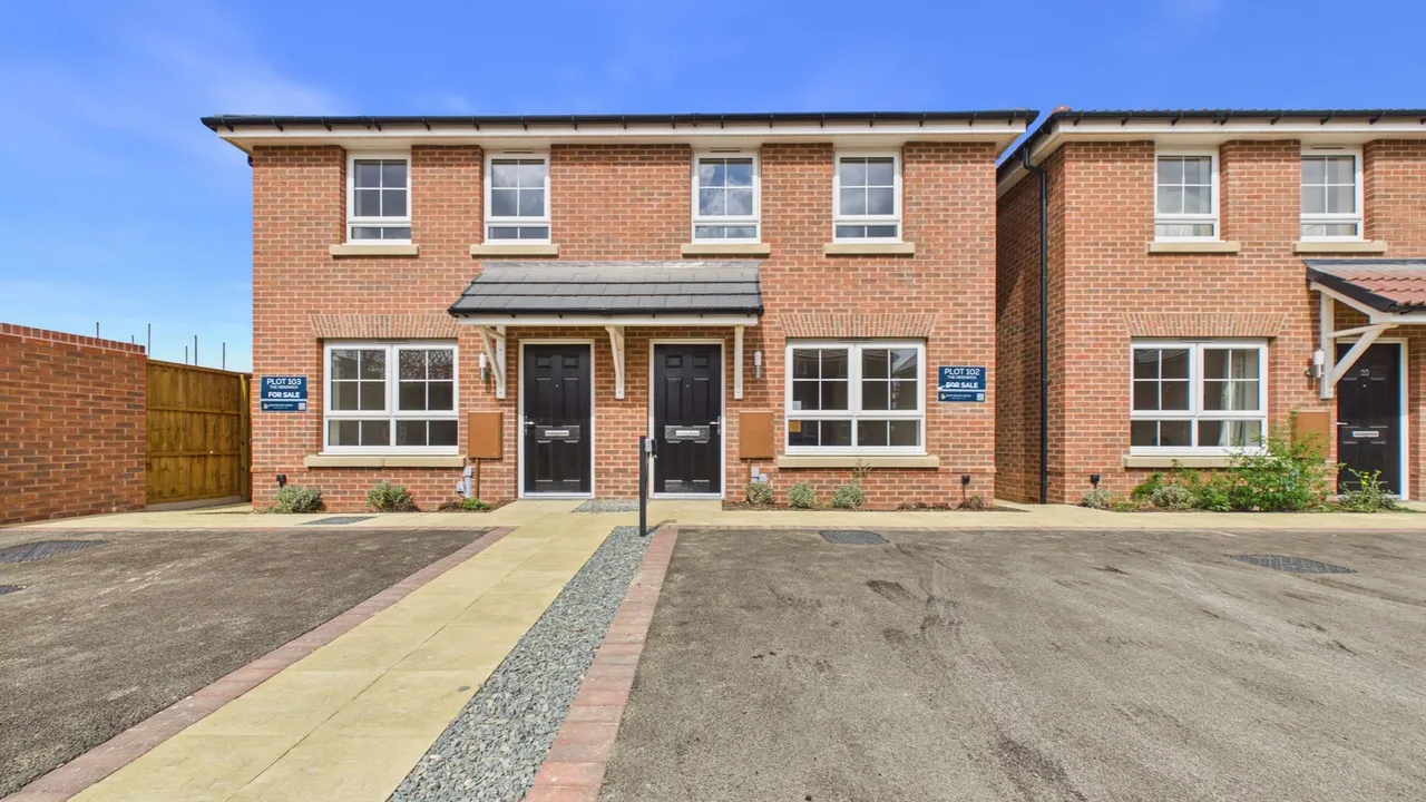 Houghton Drive, Corby Glen, NG33, photo 23