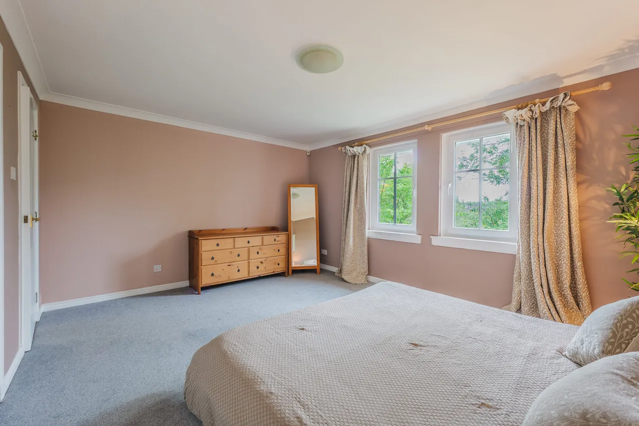 4d Pollokshields Square, Pollokshields, G41 4QT, photo 7