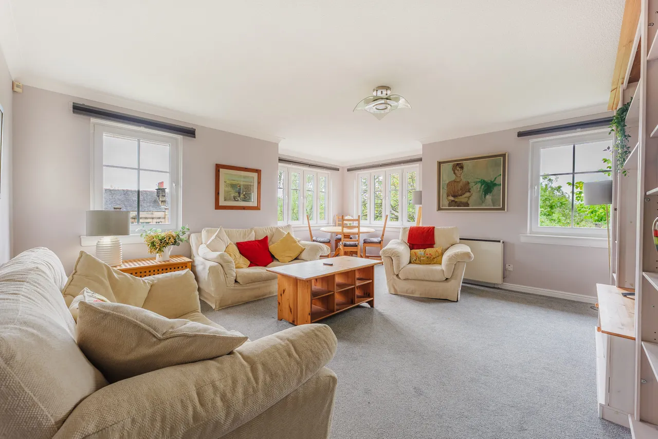 4d Pollokshields Square, Pollokshields, G41 4QT, photo 2