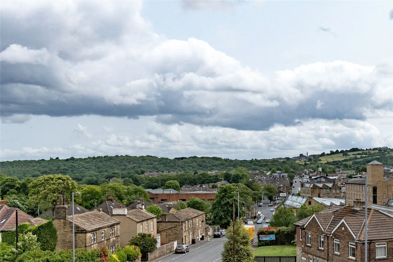Albion Road, Bradford, BD10, photo 14