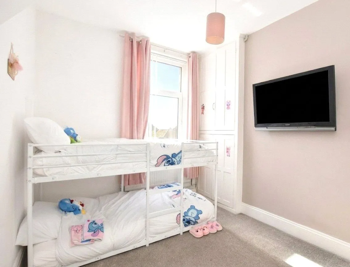 Albion Road, Bradford, BD10, photo 6