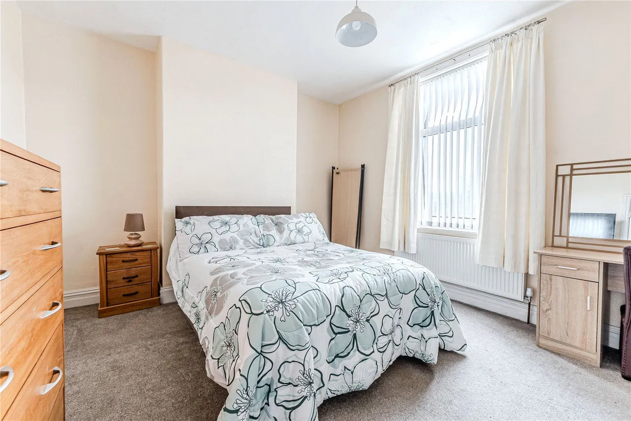 Albion Road, Bradford, BD10, photo 4