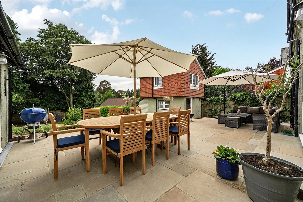 Fairview Road, Headley Down, Hampshire, GU35, photo 11