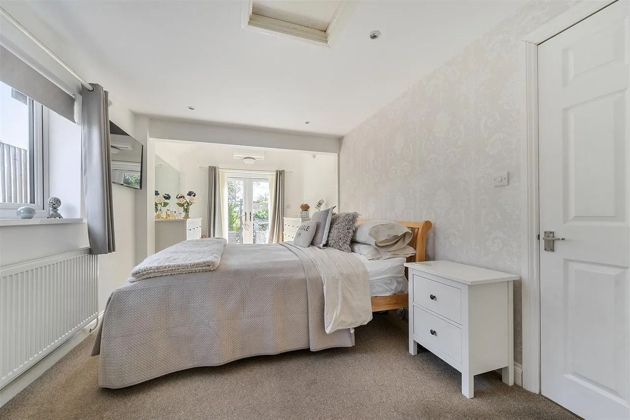 Gordon Road, Fareham, photo 13