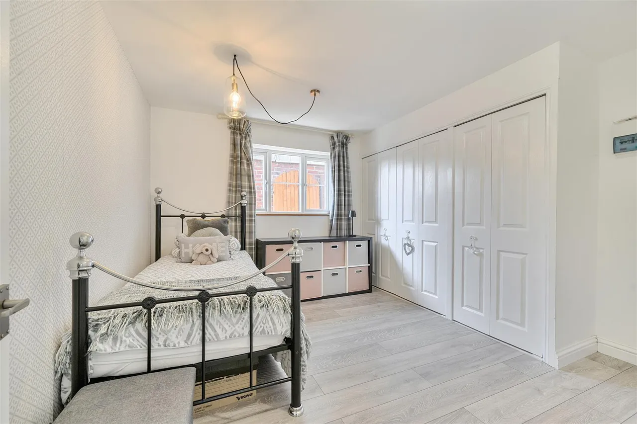 Gordon Road, Fareham, photo 15