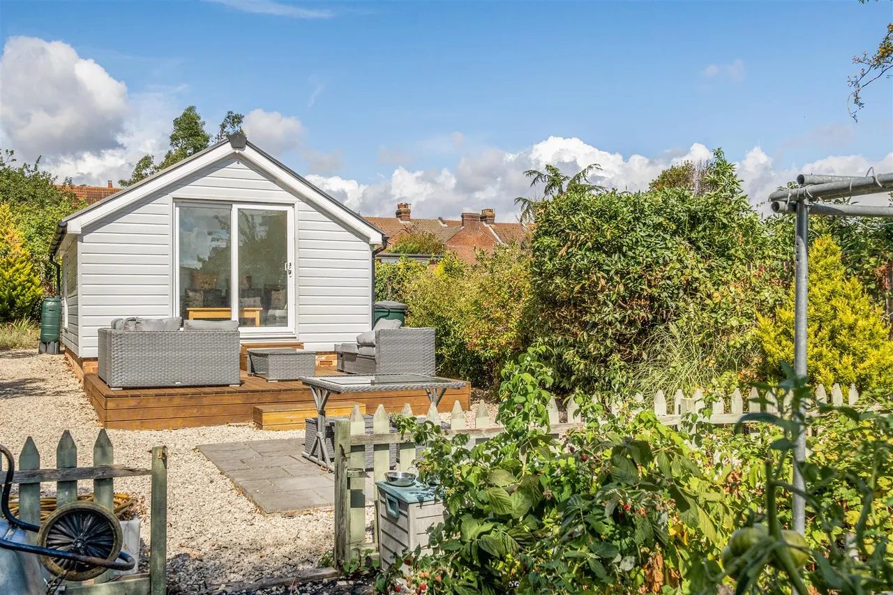 Gordon Road, Fareham, photo 18