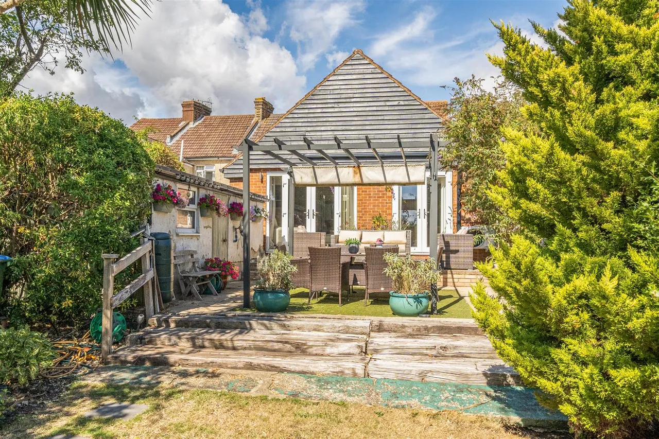 Gordon Road, Fareham, photo 21