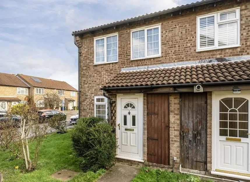 1 bed flat for sale — Sawyers Lawn, West Ealing, W13