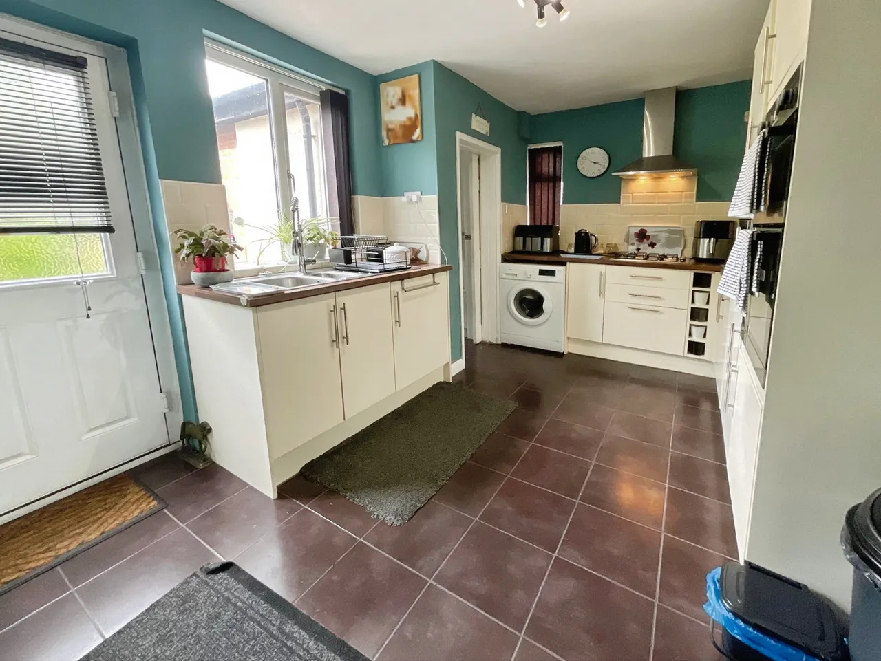 Brettell Lane, Brierley Hill, DY5, photo 11