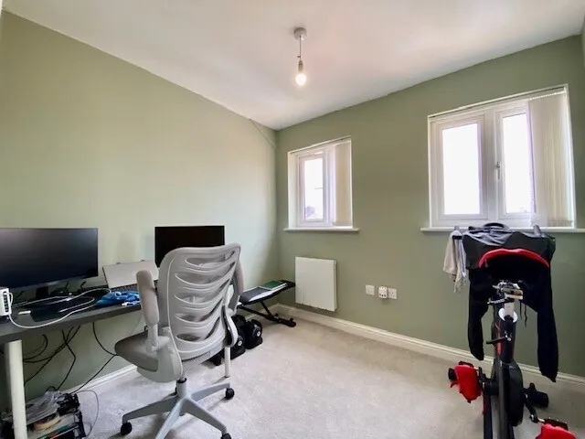 Putman Street, Aylesbury, HP19, photo 7