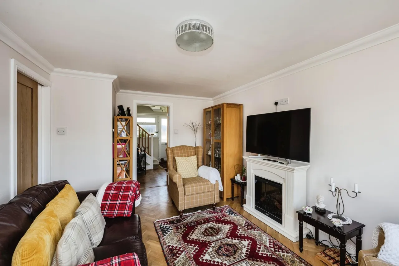 Gwerneinon Road, Sketty, Swansea, SA2, photo 4