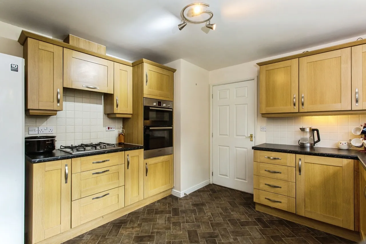 Parish Gardens, Leyland, PR25, photo 5
