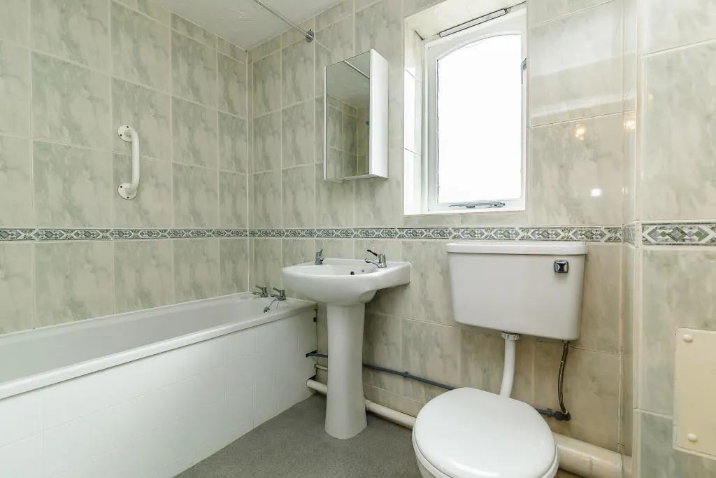 Greenslade Road, Barking, photo 7