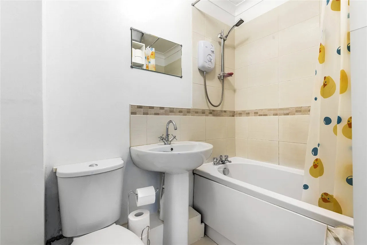 Church Road, Addlestone, KT15, photo 4