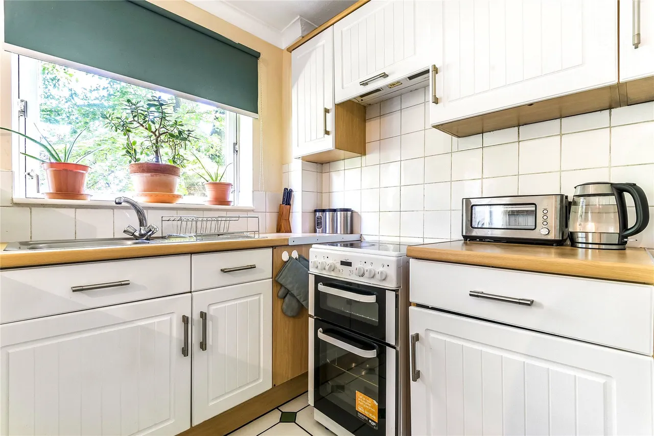 Church Road, Addlestone, KT15, photo 6