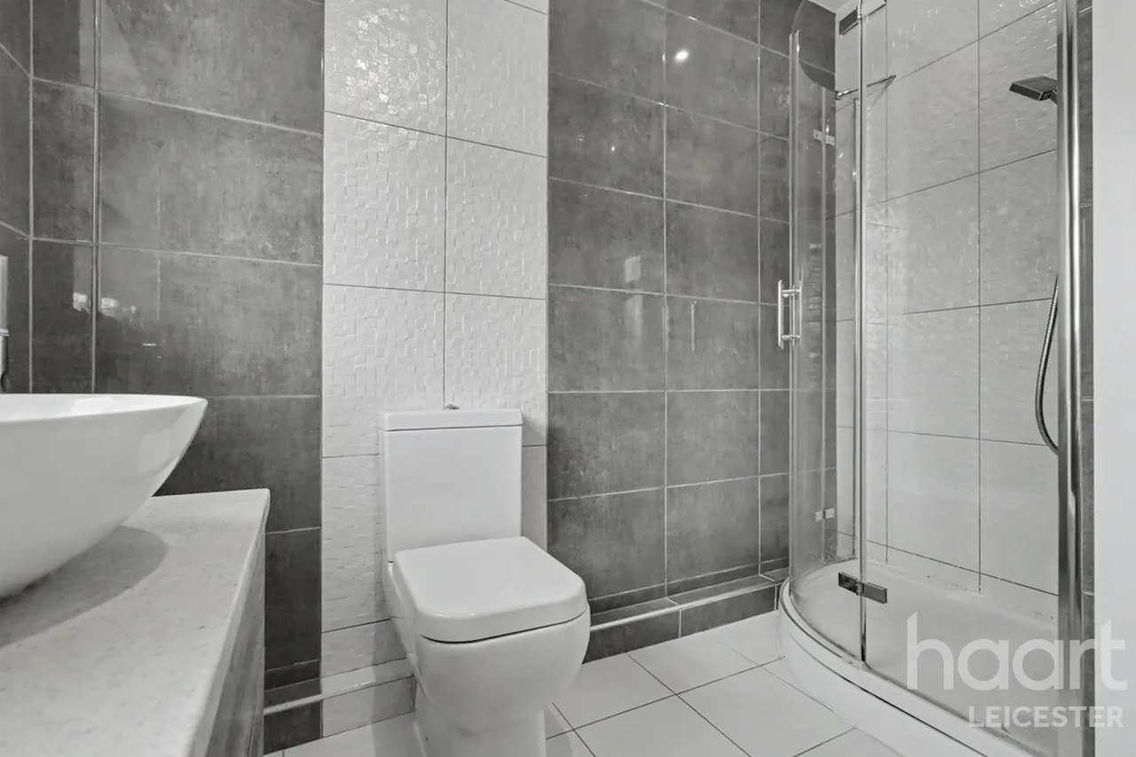 Durston Close, Leicester, LE5, photo 22