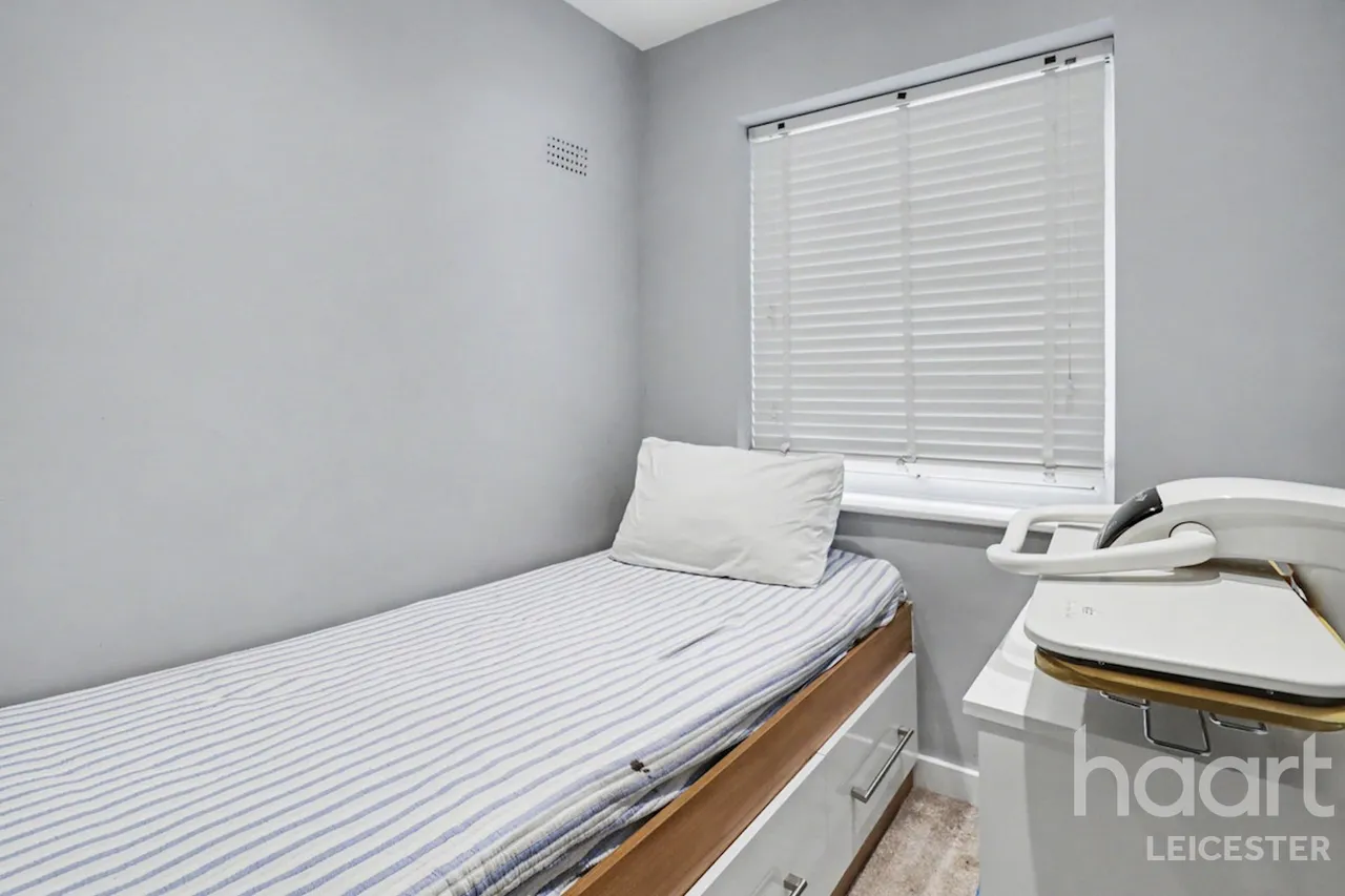Durston Close, Leicester, LE5, photo 21