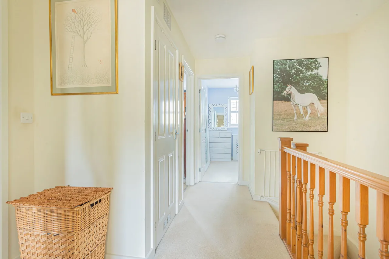 Hardie Close, Tetbury, GL8, photo 9