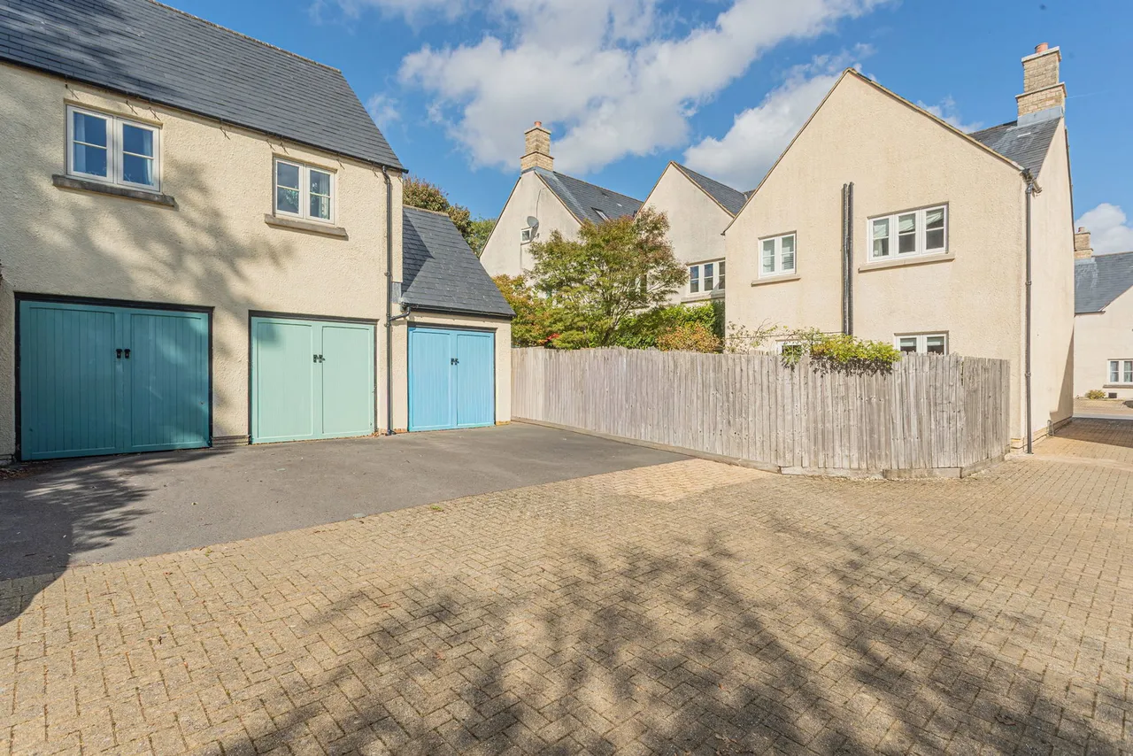 Hardie Close, Tetbury, GL8, photo 26