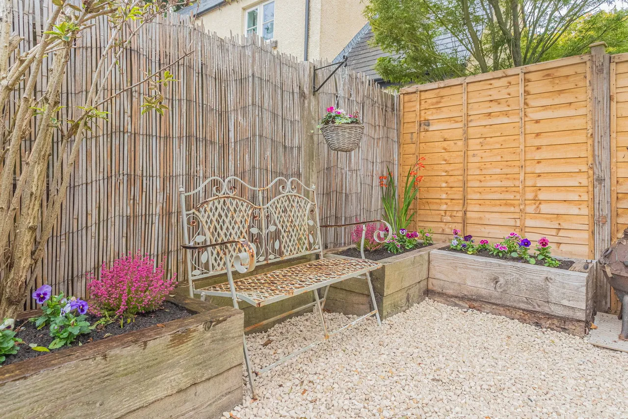 Hardie Close, Tetbury, GL8, photo 12