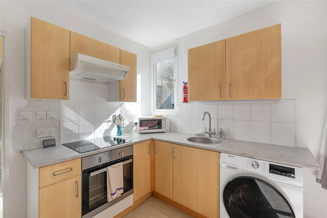 St. Georges Square, Pimlico, London, SW1V, photo 5