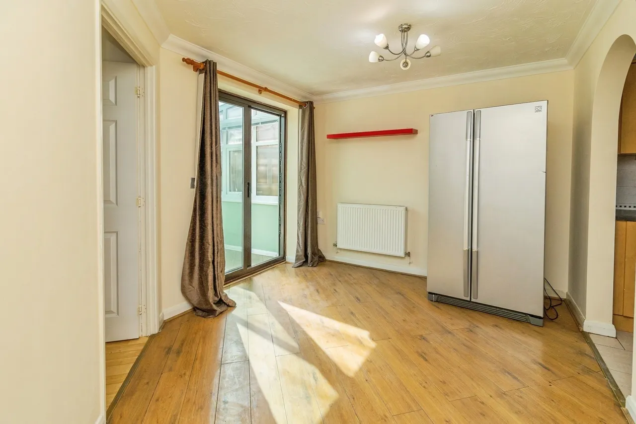 Abbotsbury, Westcroft, Milton Keynes, Buckinghamshire, MK4, photo 9