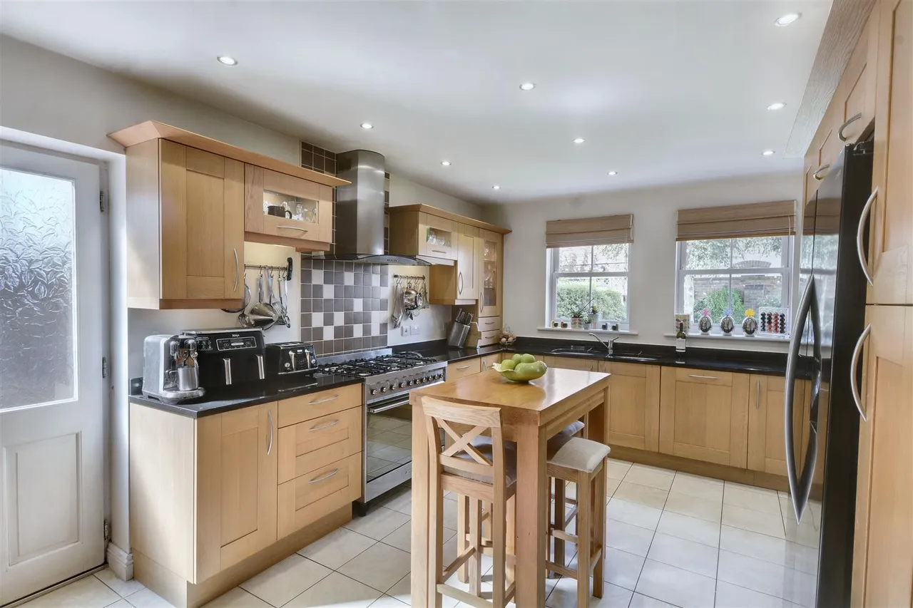 Hillcrest, Aston-On-Trent, DE72, photo 10