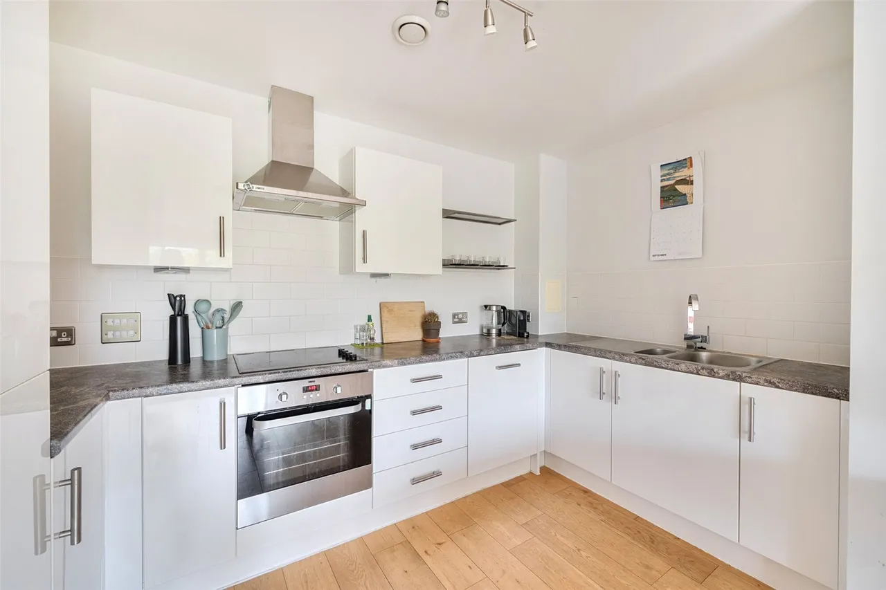 Glengall Road, SE15, photo 14