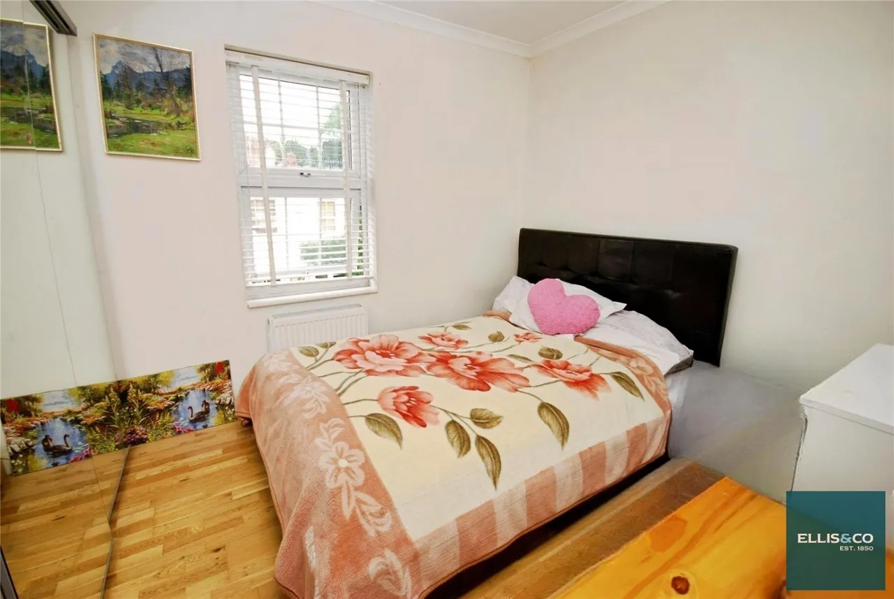 Finchley Road, Childs Hill, NW2, photo 5